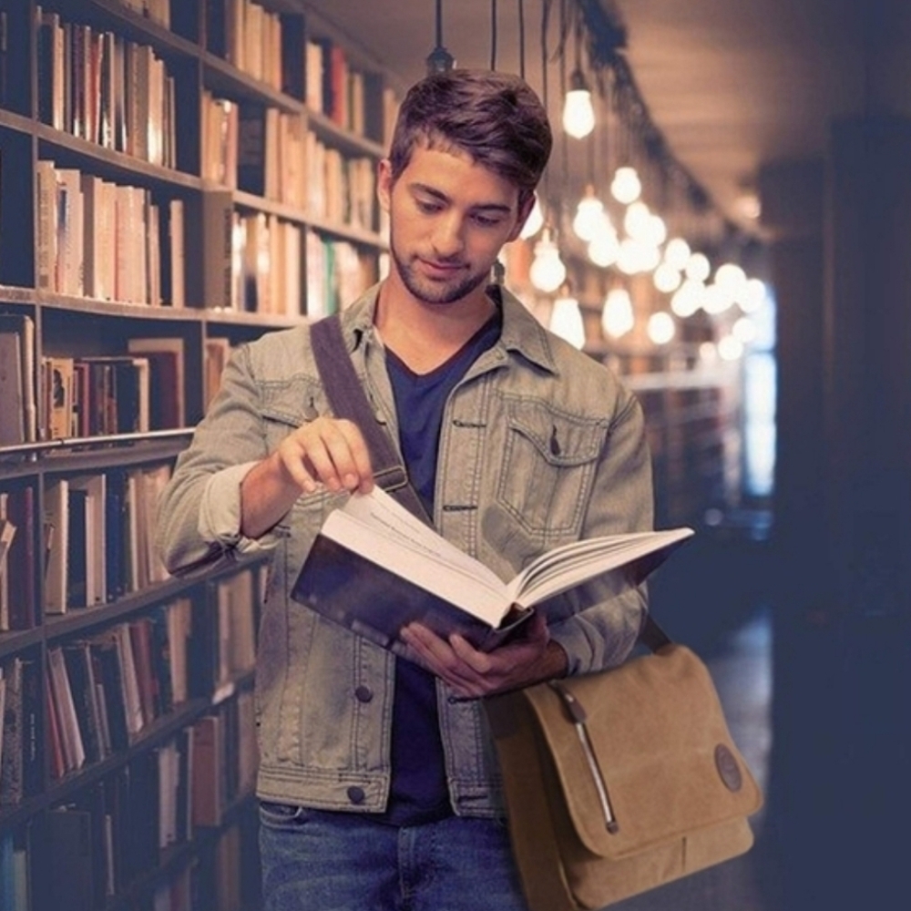 Mactso Men's Brown Canvas Messenger Bag